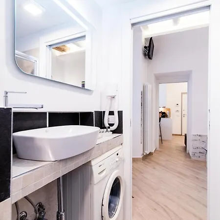 Urban Flat Via Diaz 105 Como